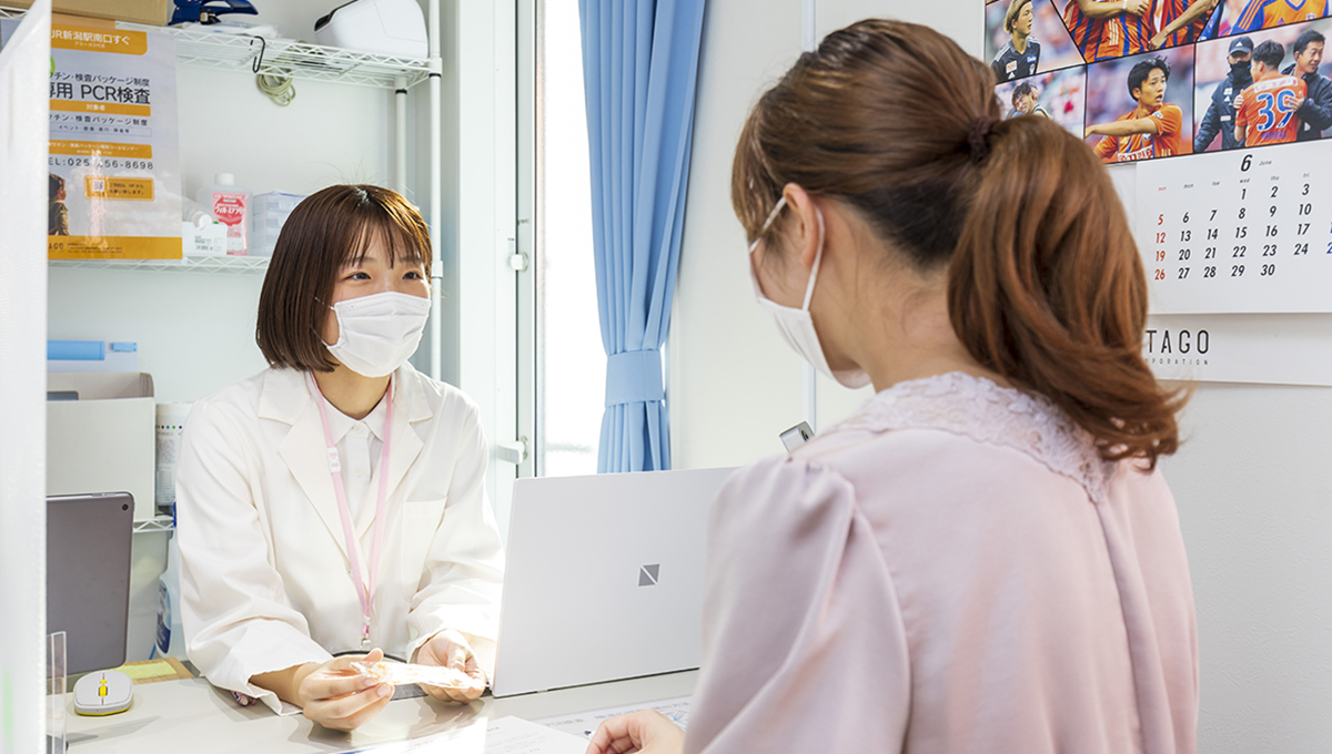 スタッフの負担を減らし検査結果の通知を確実に